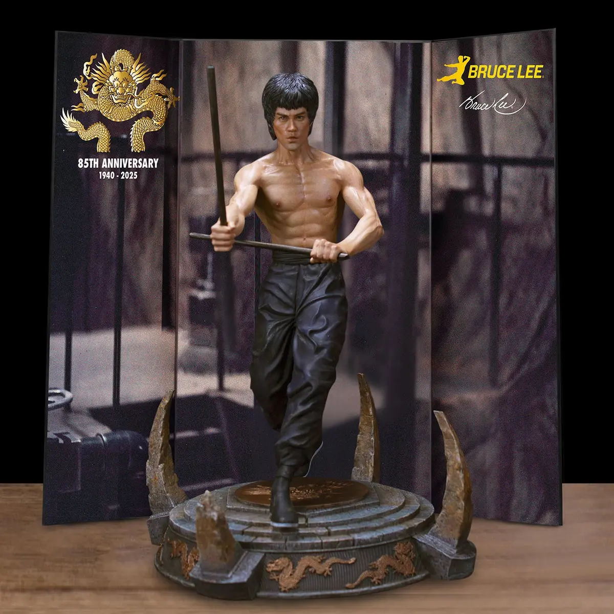 Enter The Dragon: Bruce Lee (Kali Sticks Fight) Deluxe 1