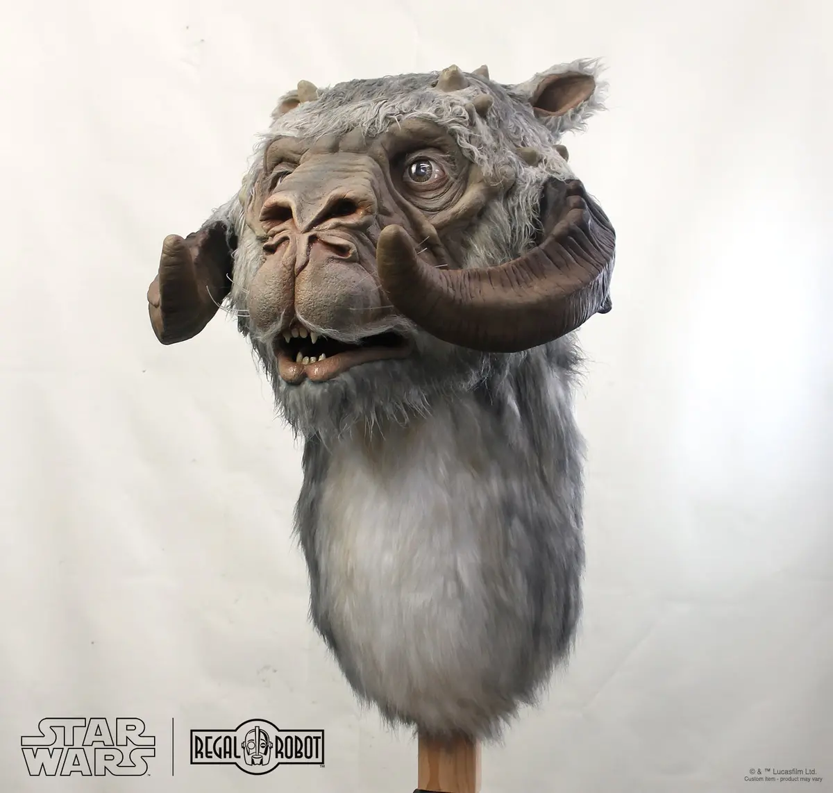Star Wars The Empire Strikes Back: Tauntaun Life-Sized Bust Standard Version 1