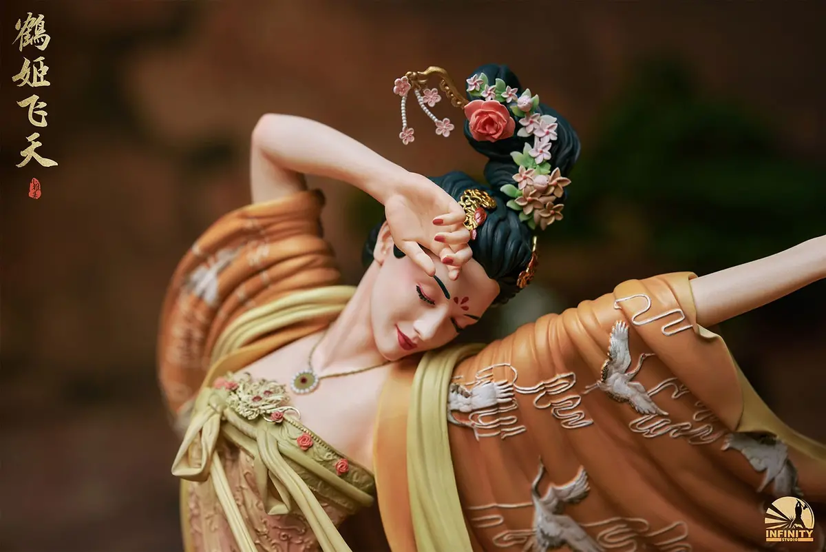 Elegant Beauties Series: The Flying Princess Crane Elite 1