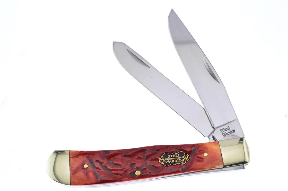 Steel Warrior - 4 1/4" Chestnut Jigged Bone Trappers With Thumbnail Pull 1